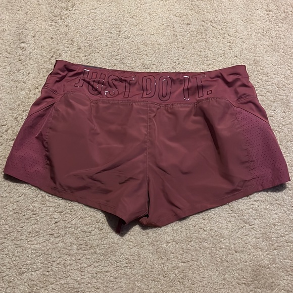 Nike Dry Fit Workout Shorts - Picture 2 of 7
